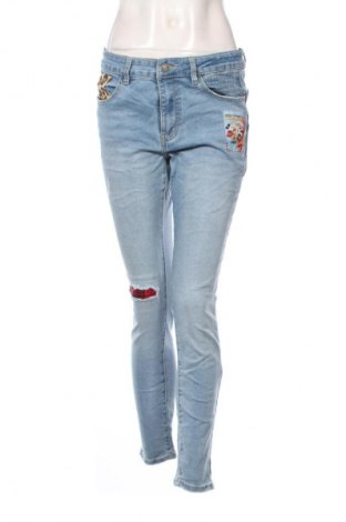 Дамски дънки Desigual, Размер M, Цвят Син, Цена 75,99 лв.
