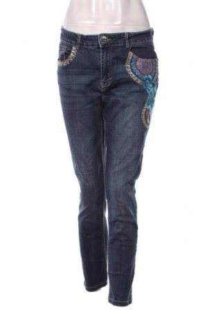 Damen Jeans Desigual, Größe S, Farbe Blau, Preis 51,99 €