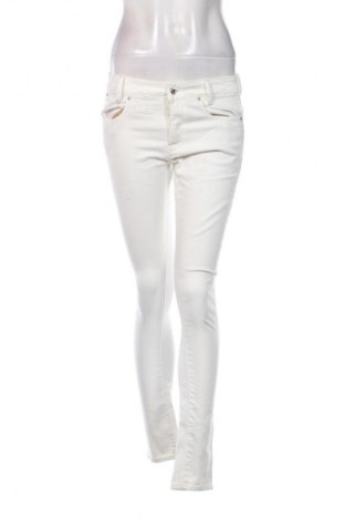 Damen Jeans G-Star Raw, Größe M, Farbe Weiß, Preis € 107,99