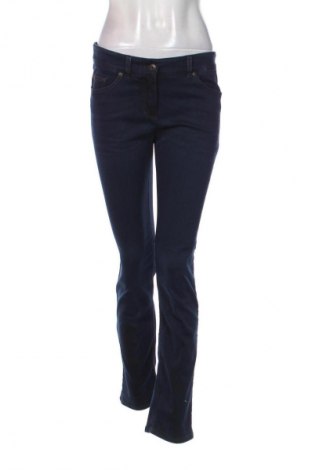 Γυναικείο Τζίν Gerry Weber, Μέγεθος M, Χρώμα Μπλέ, Τιμή 19,99 €