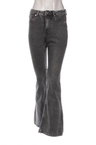 Dámské džíny  H&M Divided, Velikost S, Barva Šedá, Cena  367,00 Kč