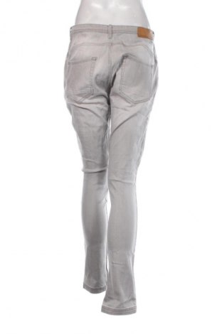 Damen Jeans House Of Lola, Größe L, Farbe Grau, Preis 28,99 €
