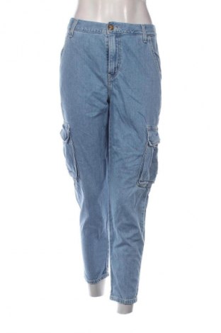 Blugi de femei Levi's, Mărime M, Culoare Albastru, Preț 197,00 Lei