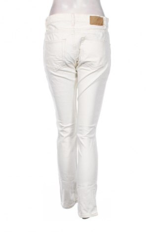 Damen Jeans Mango, Größe M, Farbe Weiß, Preis 9,99 €