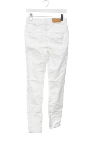 Damen Jeans Noisy May, Größe S, Farbe Weiß, Preis 28,99 €