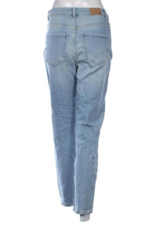 Damskie jeansy Page One, Rozmiar M, Kolor Niebieski, Cena 95,99 zł