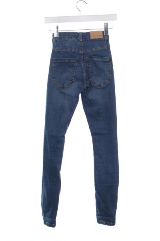 Дамски дънки Perfect Jeans By Gina Tricot, Размер XS, Цвят Син, Цена 14,99 лв.