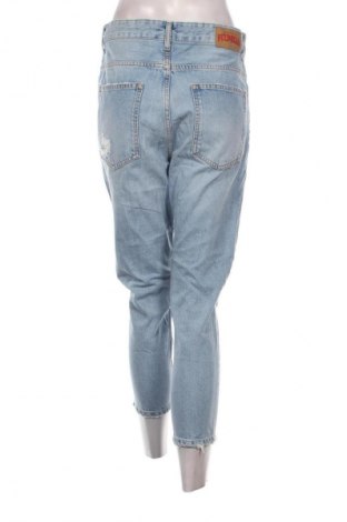 Γυναικείο Τζίν Pull&Bear, Μέγεθος M, Χρώμα Μπλέ, Τιμή 18,99 €