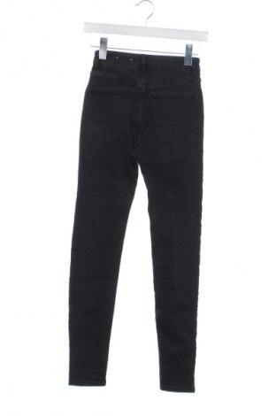 Damskie jeansy Pull&Bear, Rozmiar S, Kolor Czarny, Cena 95,99 zł
