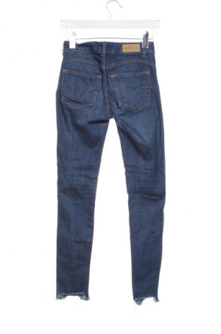 Blugi de femei Pull&Bear, Mărime XS, Culoare Albastru, Preț 76,99 Lei