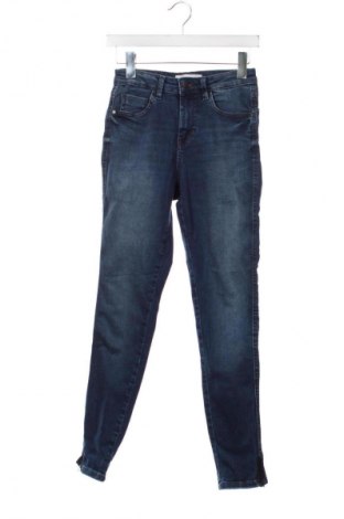 Blugi de femei Reserved, Mărime XS, Culoare Albastru, Preț 76,32 Lei