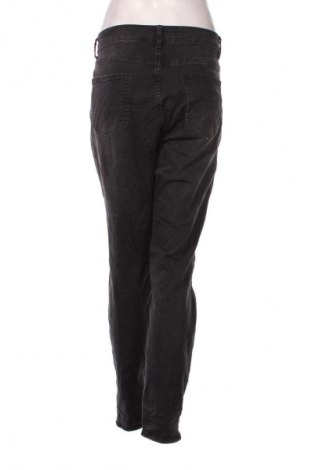 Damskie jeansy SHEIN, Rozmiar XXL, Kolor Czarny, Cena 95,99 zł