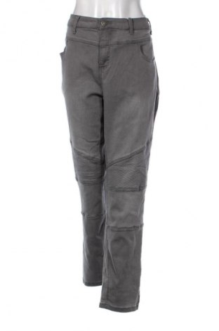 Dámske džínsy  Sheego, Veľkosť 3XL, Farba Sivá, Cena  54,95 €