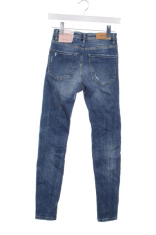 Női farmernadrág Stradivarius, Méret XS, Szín Kék, Ár 12 449 Ft