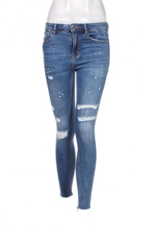 Damen Jeans Stradivarius, Größe S, Farbe Blau, Preis 17,90 €