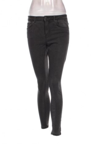 Damskie jeansy Vero Moda, Rozmiar M, Kolor Czarny, Cena 111,99 zł
