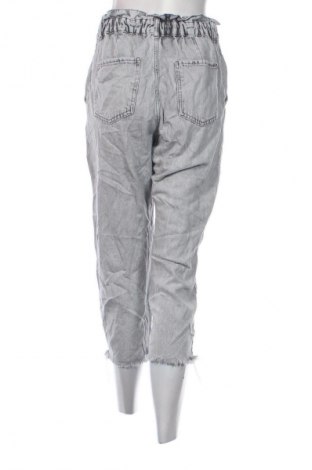 Blugi de femei Zara, Mărime S, Culoare Gri, Preț 91,99 Lei