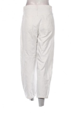 Damskie jeansy Zara, Rozmiar S, Kolor Biały, Cena 62,00 zł