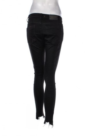 Дамски дънки Zara, Размер M, Цвят Черен, Цена 27,99 лв.
