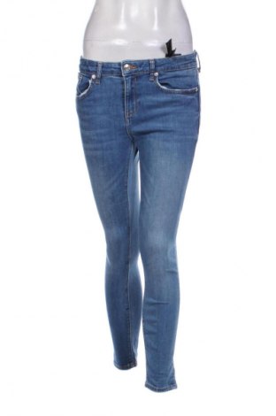 Dámske džínsy  Zara, Veľkosť M, Farba Modrá, Cena  9,95 €