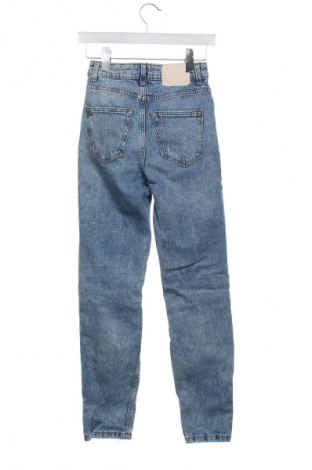 Дамски дънки Zara, Размер XS, Цвят Син, Цена 26,97 лв.