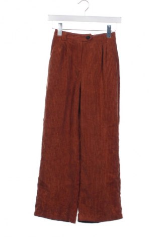 Női kordbársony nadrág Bershka, Méret XS, Szín Barna, Ár 12 449 Ft