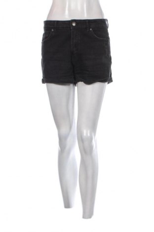 Pantaloni scurți de femei Bershka, Mărime M, Culoare Negru, Preț 54,99 Lei