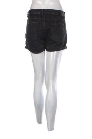 Pantaloni scurți de femei Bershka, Mărime M, Culoare Negru, Preț 54,99 Lei