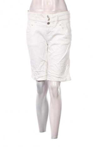 Damen Shorts Denim 1982, Größe L, Farbe Weiß, Preis € 11,99