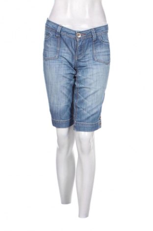 Дамски къс панталон Edc By Esprit, Размер L, Цвят Син, Цена 34,00 лв.