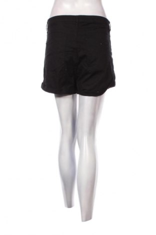 Damen Shorts H&M, Größe XL, Farbe Schwarz, Preis 11,99 €