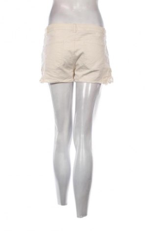 Női rövidnadrág H&M, Méret M, Szín Ekrü
, Ár 3 249 Ft