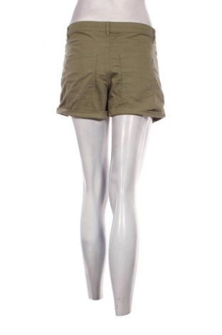 Damen Shorts H&M Divided, Größe M, Farbe Grün, Preis € 9,72