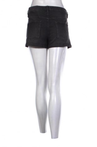Dámske kraťasy  H&M L.O.G.G., Veľkosť M, Farba Sivá, Cena  15,94 €