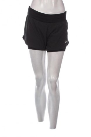 Damen Shorts Nike, Größe S, Farbe Schwarz, Preis 23,99 €