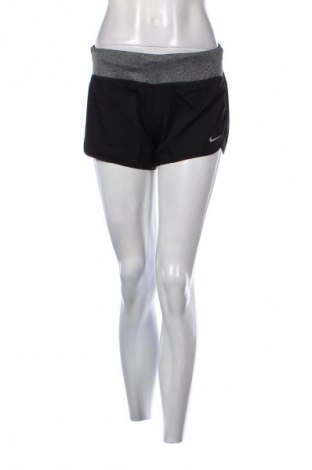 Pantaloni scurți de femei Nike, Mărime S, Culoare Negru, Preț 115,99 Lei