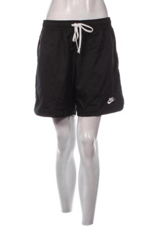 Damen Shorts Nike, Größe M, Farbe Schwarz, Preis 23,99 €