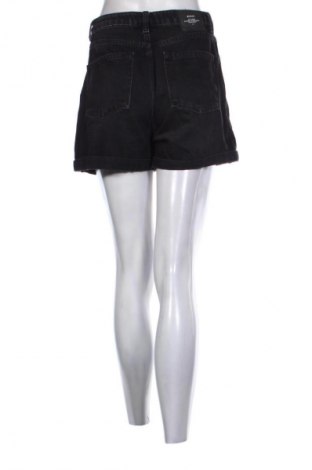 Pantaloni scurți de femei Stradivarius, Mărime M, Culoare Negru, Preț 50,00 Lei