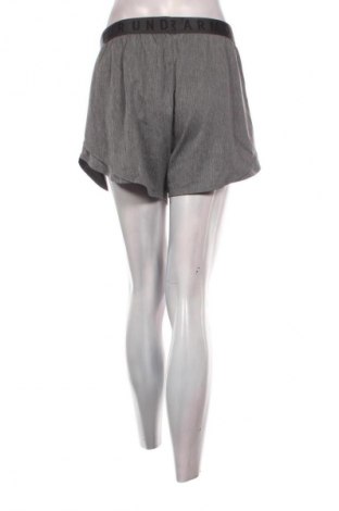 Dámské kraťasy  Under Armour, Velikost XL, Barva Šedá, Cena  549,00 Kč
