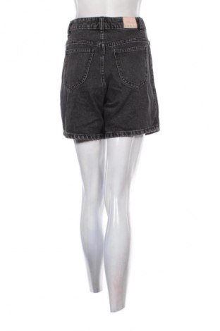 Pantaloni scurți de femei Zara, Mărime S, Culoare Negru, Preț 42,11 Lei