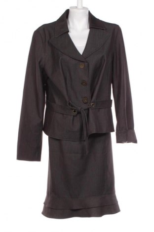 Damen Kostüm Signature By Larry Levine, Größe XXL, Farbe Braun, Preis 55,75 €