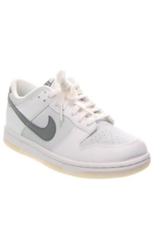 Γυναικεία παπούτσια Nike, Μέγεθος 36, Χρώμα Λευκό, Τιμή 107,99 €