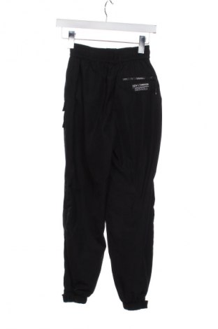 Damenhose Bershka, Größe XS, Farbe Schwarz, Preis 14,83 €