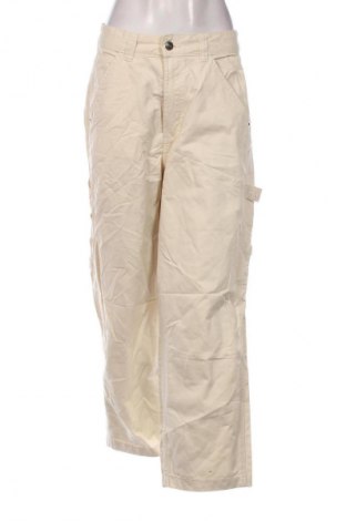 Damenhose Bershka, Größe M, Farbe Ecru, Preis € 20,99