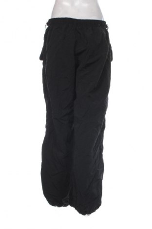 Damenhose Bershka, Größe M, Farbe Schwarz, Preis 20,99 €
