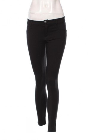 Dámske nohavice Guess, Veľkosť M, Farba Čierna, Cena  43,95 €
