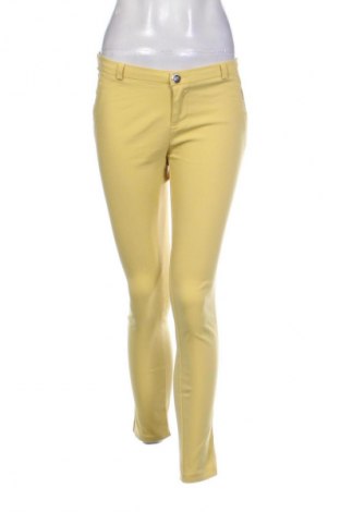 Pantaloni de femei Patrizia Pepe, Mărime S, Culoare Galben, Preț 450,00 Lei