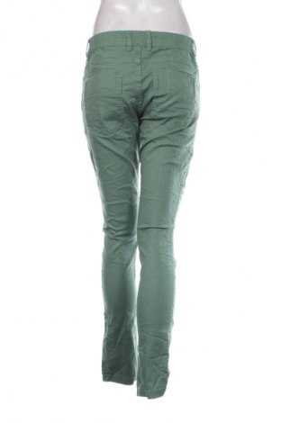 Damenhose Piazza Italia, Größe M, Farbe Grün, Preis 20,99 €