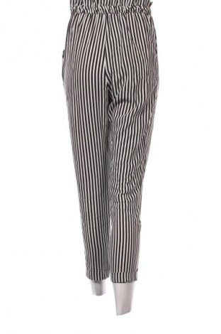 Damskie spodnie Pull&Bear, Rozmiar S, Kolor Kolorowy, Cena 95,99 zł