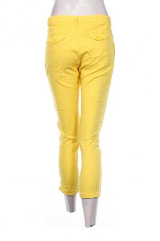 Damskie spodnie United Colors Of Benetton, Rozmiar M, Kolor Żółty, Cena 134,99 zł